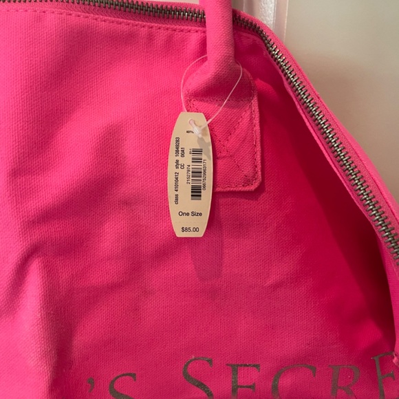 VICTORIA’S SECRET Large Neon Pink Crossbody Weekend Tote Duffle Bag - Picture 2 of 8